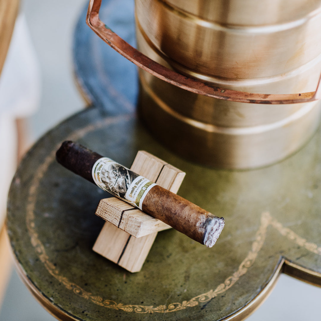 Bourbon Barrel X Cigar Rest