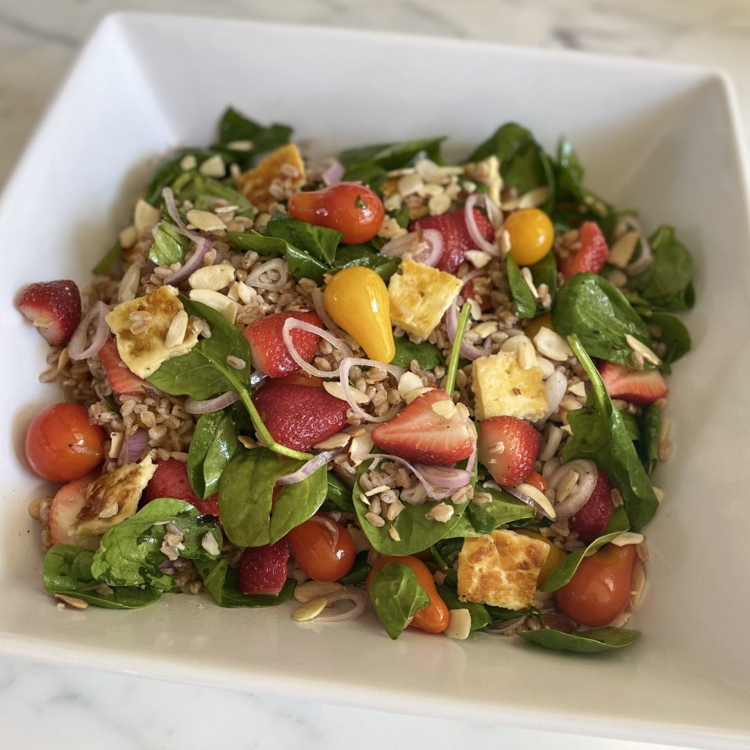 Spring Recipe: Halloumi, Strawberry & Spinach Salad