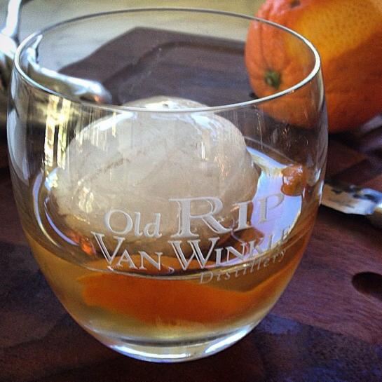 Our Favorite Old Fashioned Recipes For Cocktails On The Go