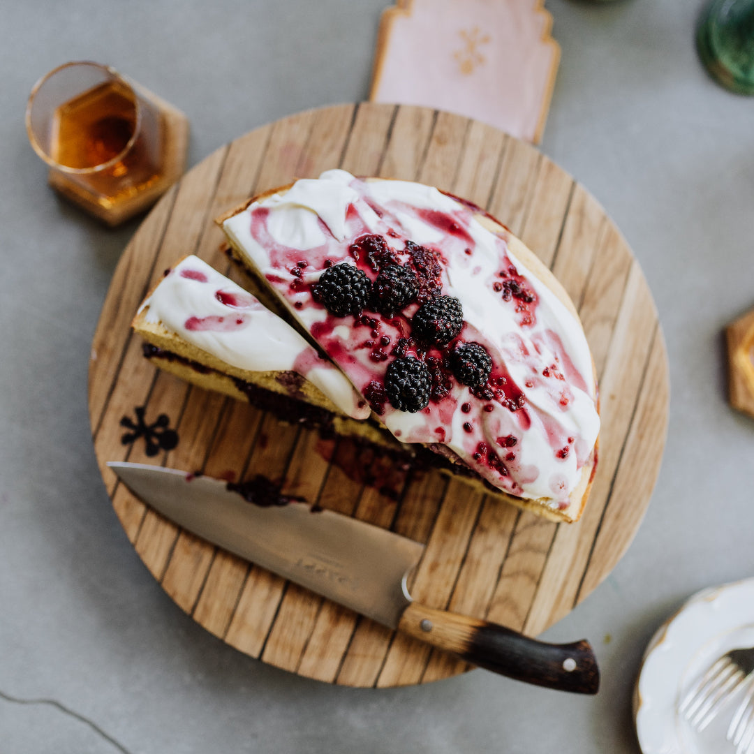 Bourbon Barrel Stave Cutting Board: Round